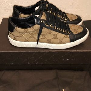 Women’s Gucci Sneakers
